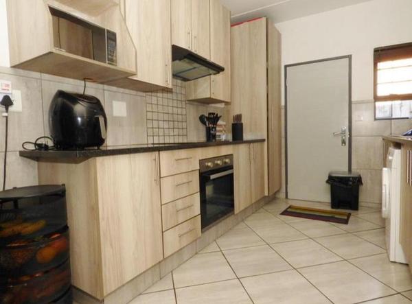 Apartment / Flat For Rent in Beyers Park, Boksburg